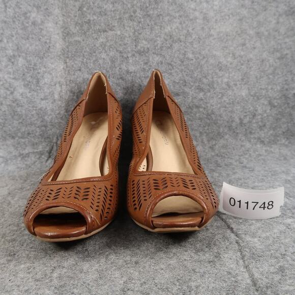 CL by Laundry Shoes Womens 9 Peep Toe Wedges Fashion Perforated Slip On Brown - Picture 2 of 12